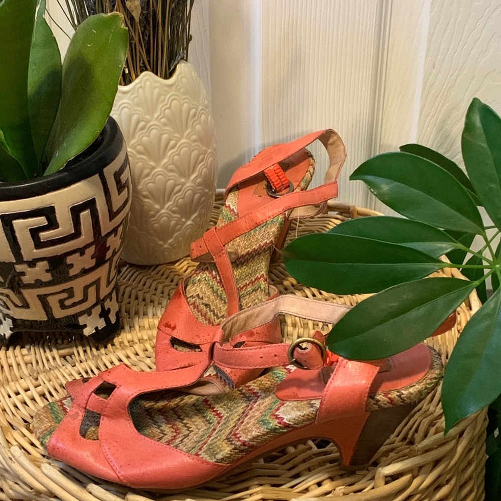 Miz Mooz Kitten Heels
